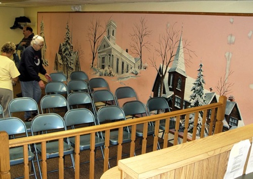 2010-10-19 Village of Chester donates Werner John's Chester Churches Mural from Courtroom. (These depictions of churches were deemed inappropriate for the courtroom.) DSC00176.jpg